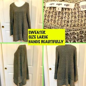 GORGEOUS SWEATER SIZE LARGE